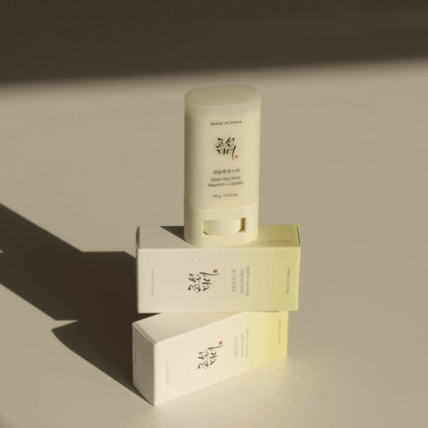 BEAUTY OF JOSEON – Matte Sun Stick : Mugwort + Camelia (SPF 50+ PA++++) - Image 7